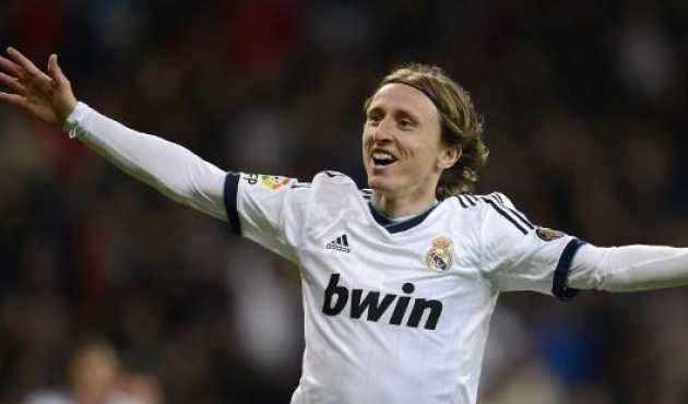 图片报：基米希在加练角球，本赛季他利用角球已送出四次助攻