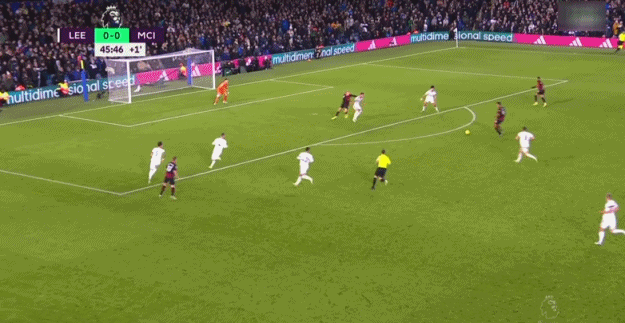 韩K联半场：白栋圭疑似手球未判点，富川FC暂0-0水原FC