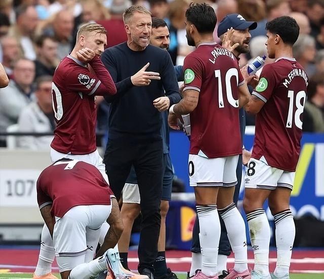 半场战报：巴西2-0塞内加尔，埃斯特旺、卡塞米罗建功