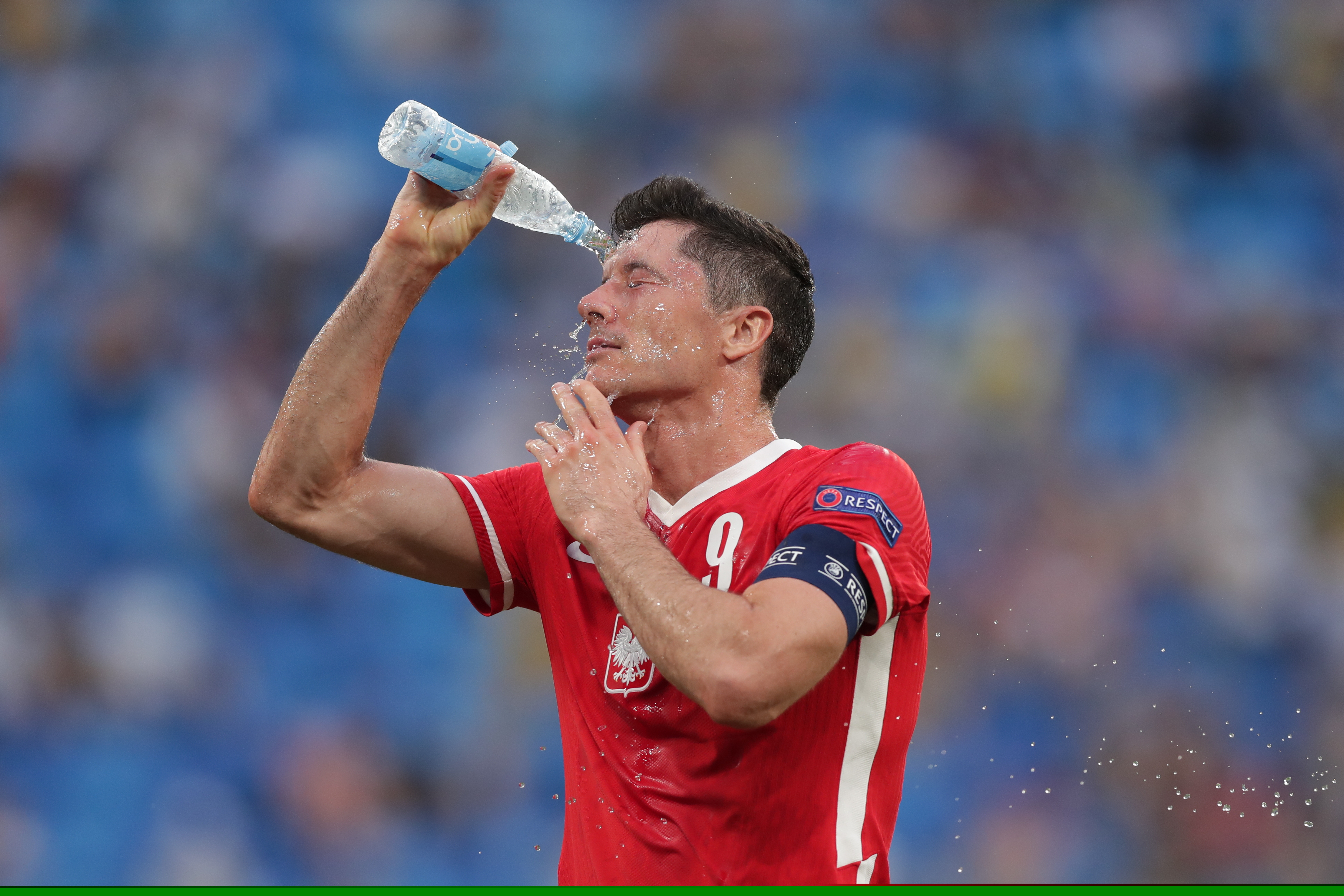 DO：埃弗顿4000万镑报价迪布林被拒，圣徒要价4500万+500万镑