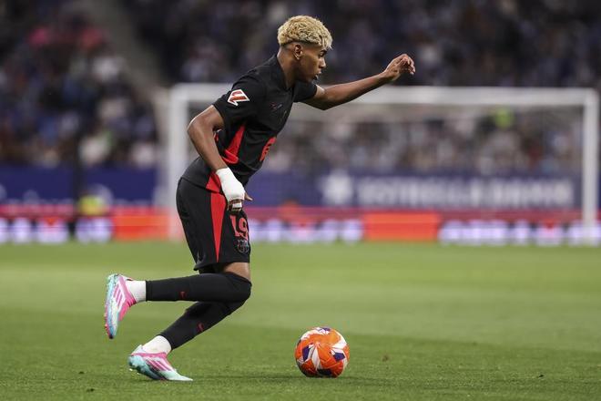 英媒盘点世界杯抽签失误史：机器暂停&场面失控&疑似作弊