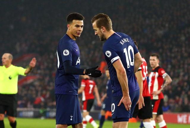 阿隆索帅位最新动态：皇马主帅在迎战毕尔巴鄂前面临极其困难局面