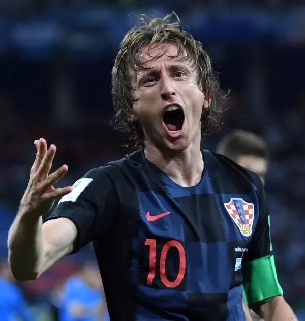 篮网半场获得20次罚球，托马斯轰19分紧咬比分